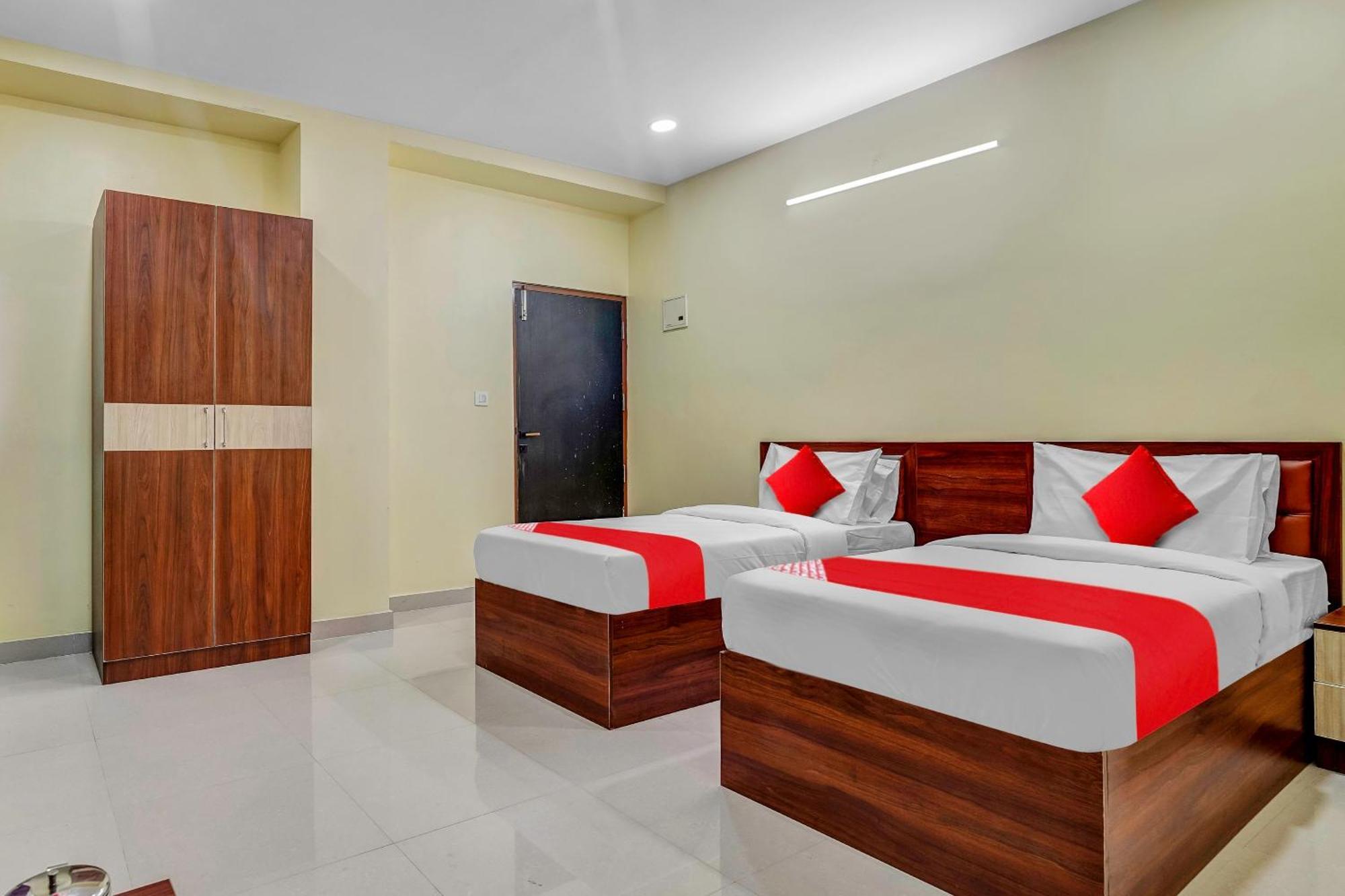 Oyo Flagship Hotel Ayodhya Bangalore Exterior foto